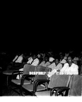 Suasana rapat front pembebasan Irian Barat  di Surabaya, tahun 1958