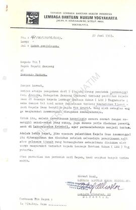 Surat dari lembaga Bantuan hukum Yogyakarta kepada Bupati Sampang – Madura tgl 27 Juni 1983 tenta...