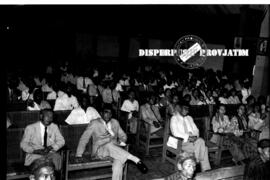 Suasana musyawarah besar dalang – dalang  di Surabaya, 13 – 11 – 1959