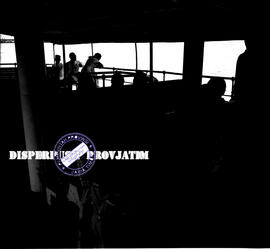 Acara ramah tamah pada peringatan hari PORAS (Perhimpunan Olah Raga Air Surabaya) diatas kapal di...