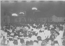 Perayaan kenaikan kelas Para santri pondok pesantren tebu ireng Jombang, tanggal 13 mei 1952