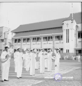 Kesatuan Drum Band, ketika peringatan HUT Kemerdekaan Repulik Indonesia 17 agustus 1950 di depan ...
